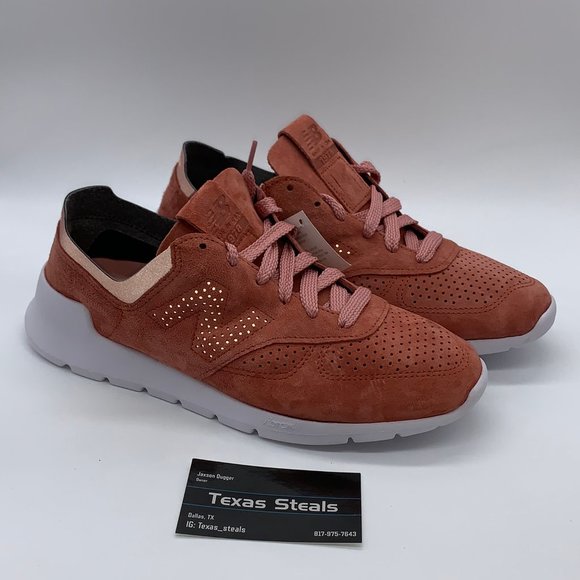 NEW New Balance 1978 Dusted Peach